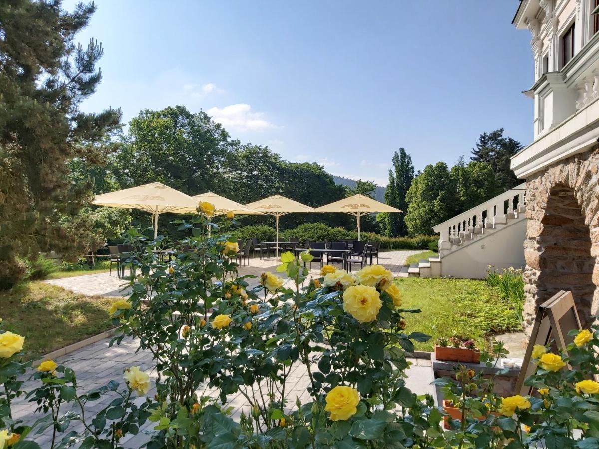 Pension U Golfu Cihelny Karlovy Vary Extérieur photo