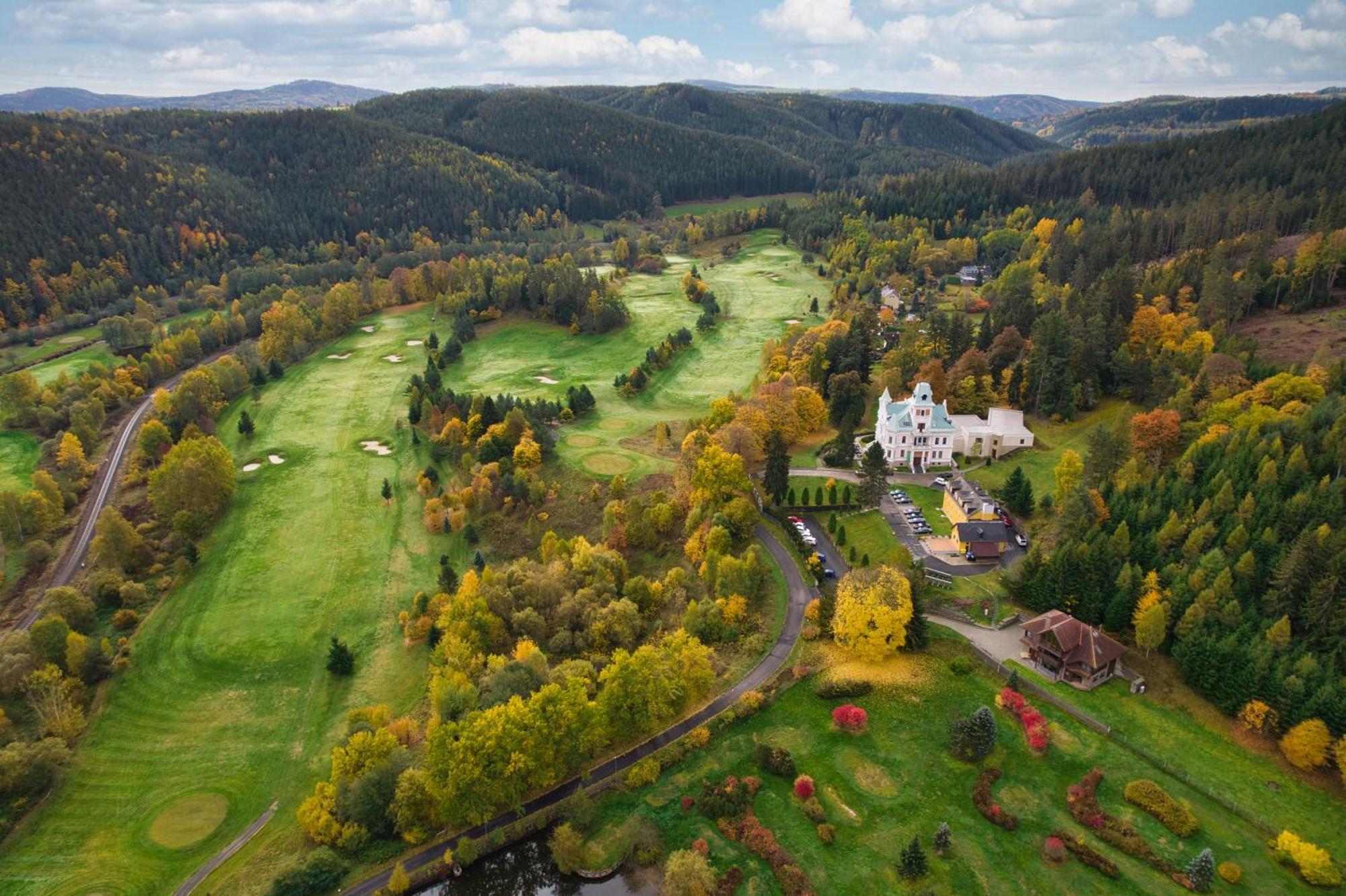 Pension U Golfu Cihelny Karlovy Vary Extérieur photo