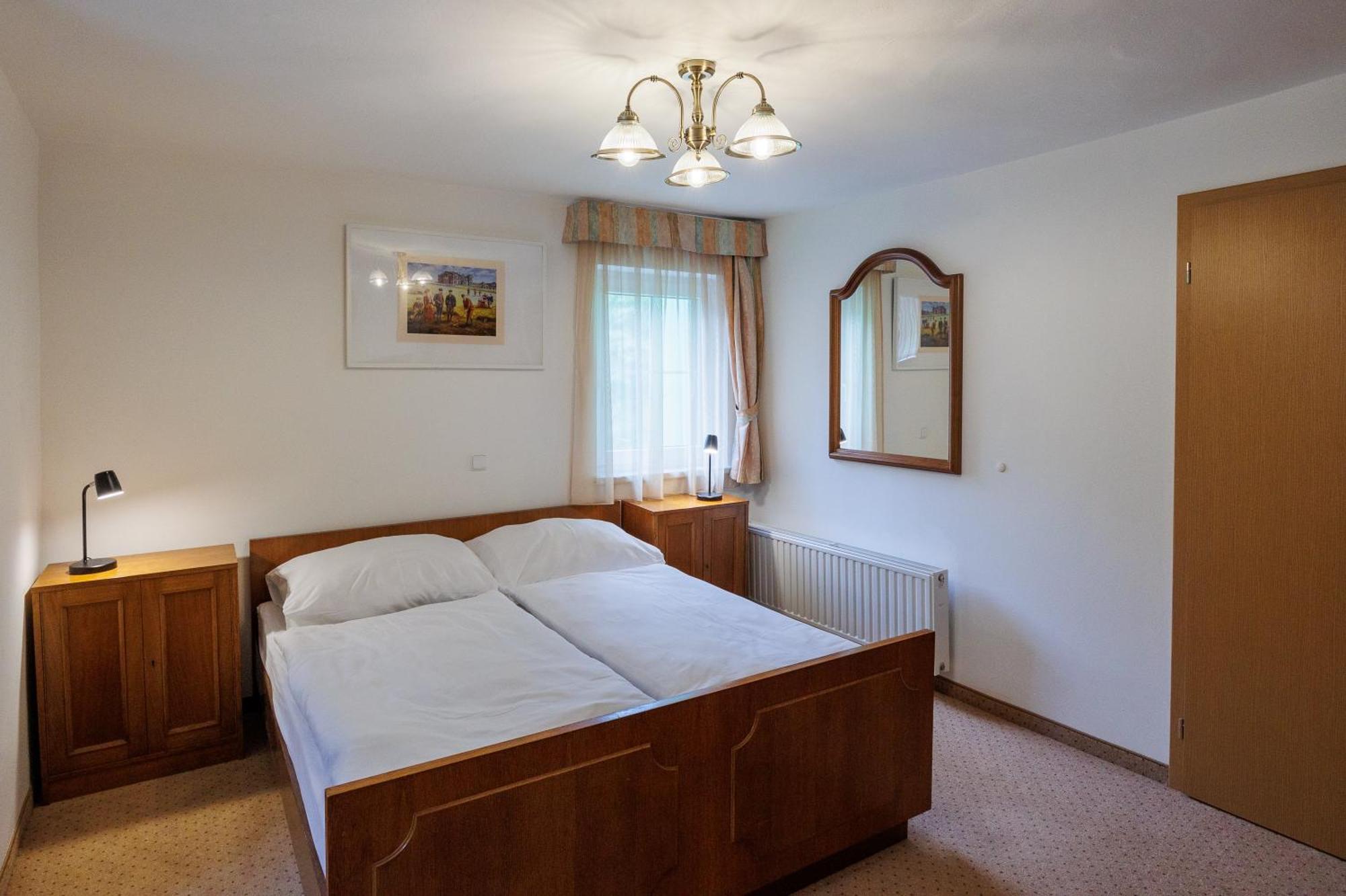 Pension U Golfu Cihelny Karlovy Vary Extérieur photo