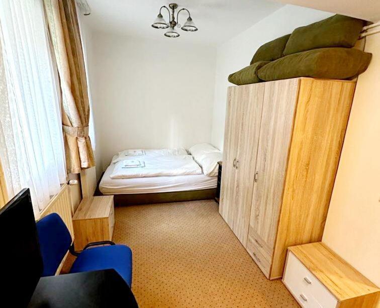 Pension U Golfu Cihelny Karlovy Vary Extérieur photo