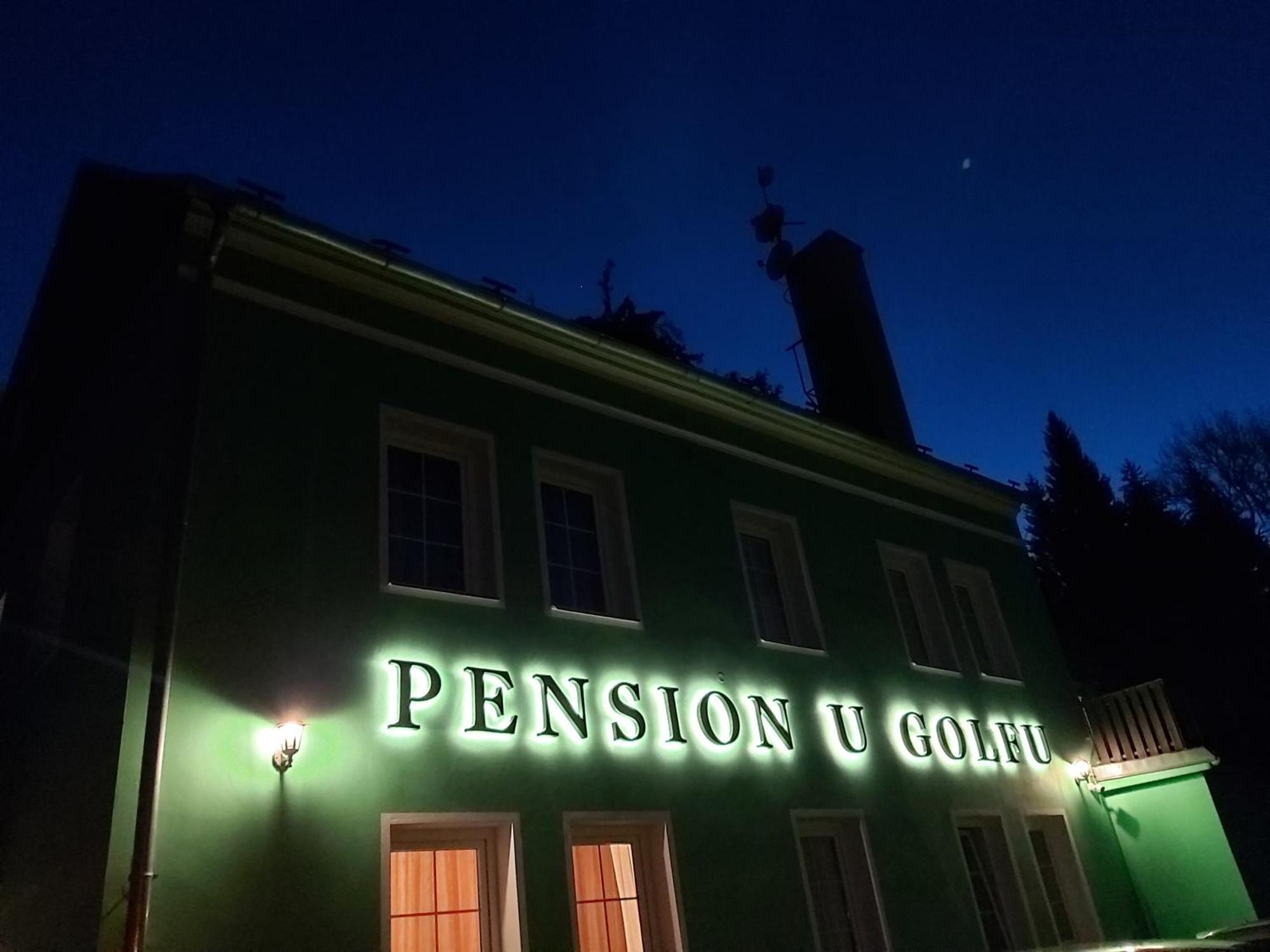 Pension U Golfu Cihelny Karlovy Vary Extérieur photo